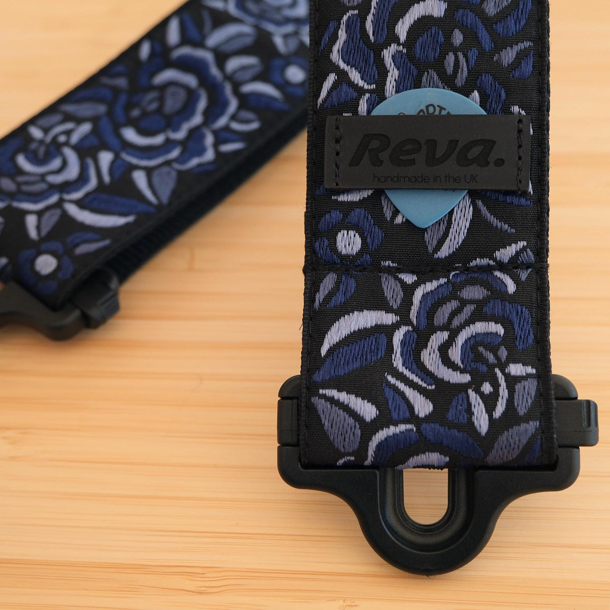 R1 Locking Guitar Strap- Midnight Rose
